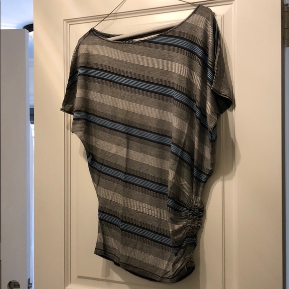 Max Studio Top - Picture 2 of 3